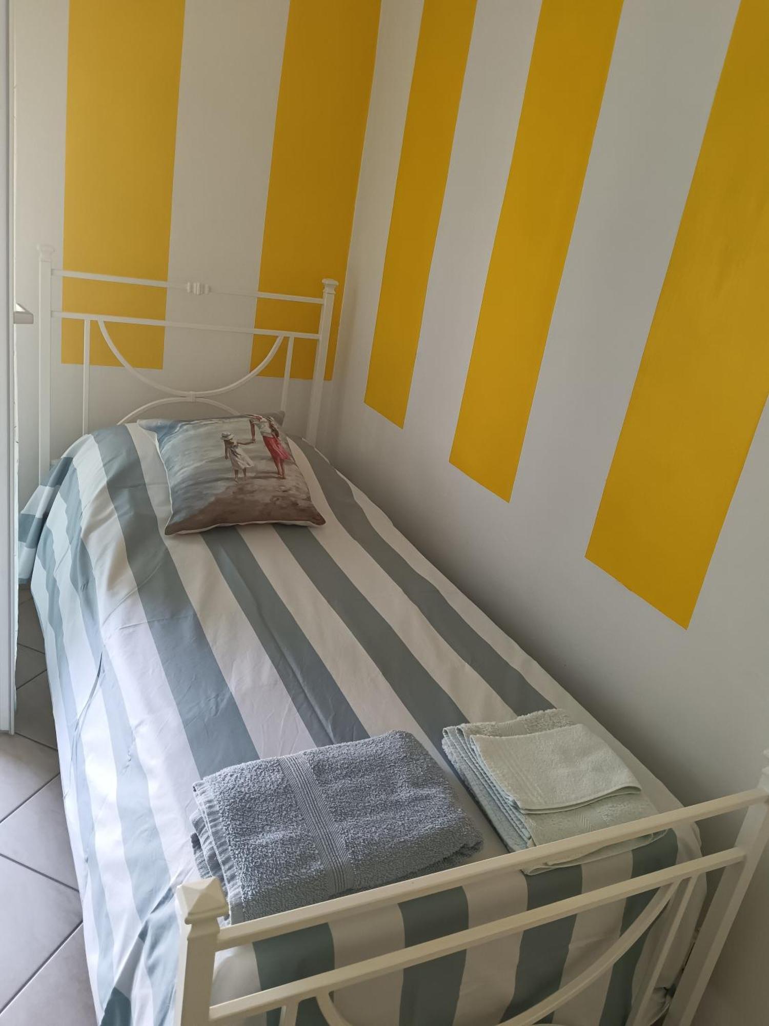 A casa di Berna e Tere Venturina Terme Exterior foto