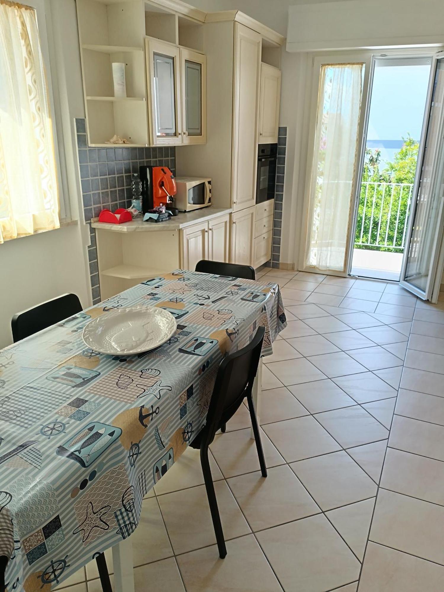 A casa di Berna e Tere Venturina Terme Exterior foto